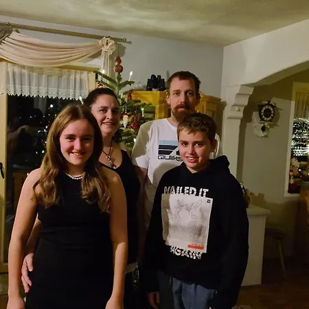 Gasthuis Haus Alpenglueck 3*