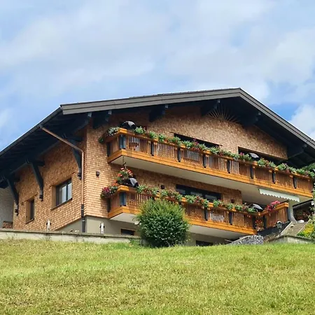 Haus Alpenglueck 3* Riezlern