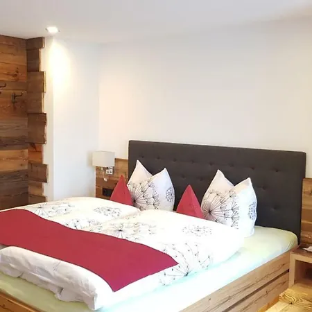 Haus Alpenglueck *